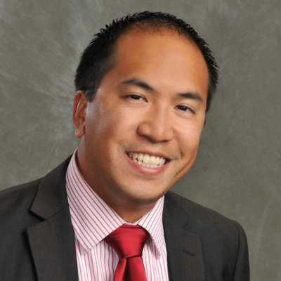 Kha Hoang Headshot